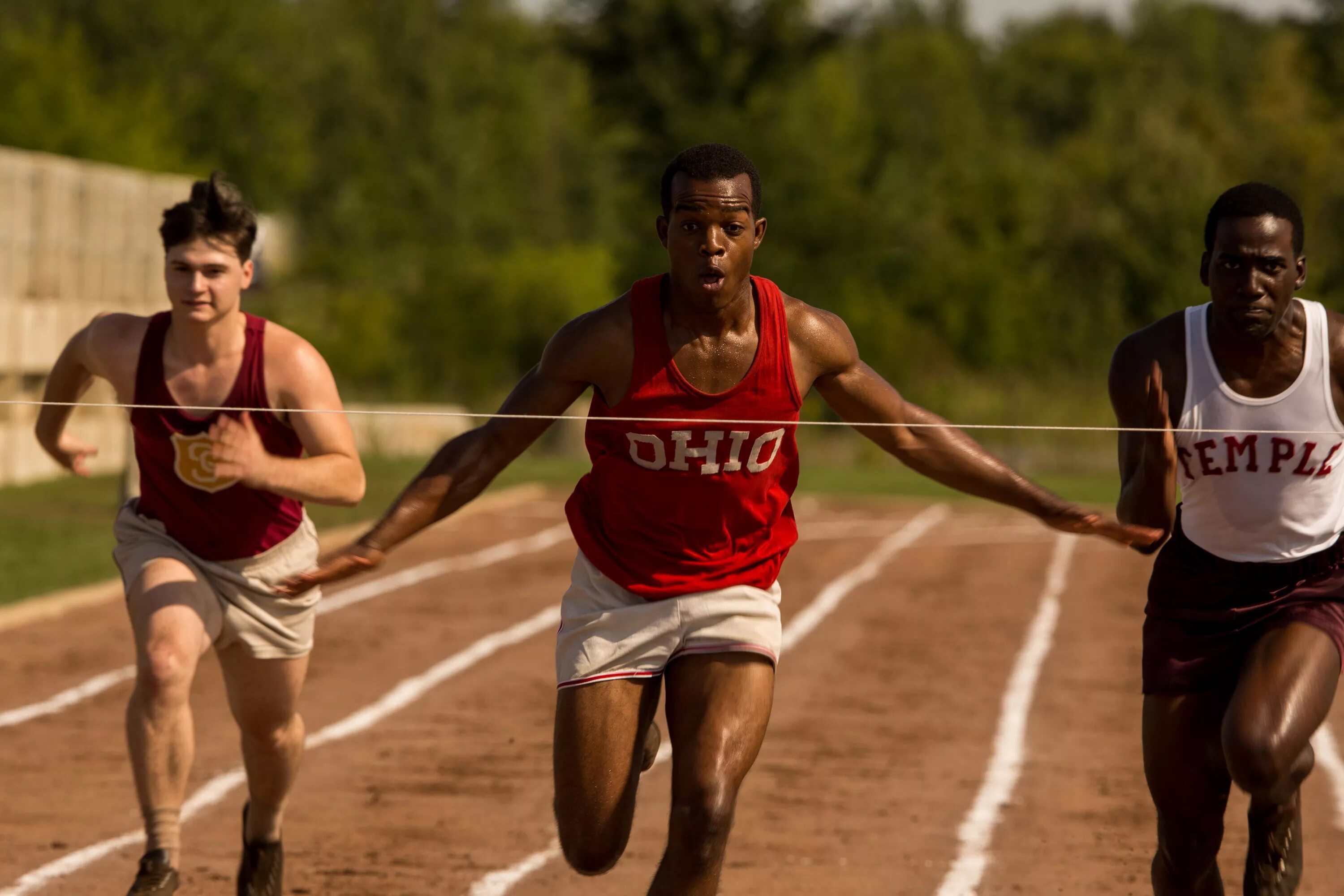 Race over. Сила воли Джесси Оуэнс.