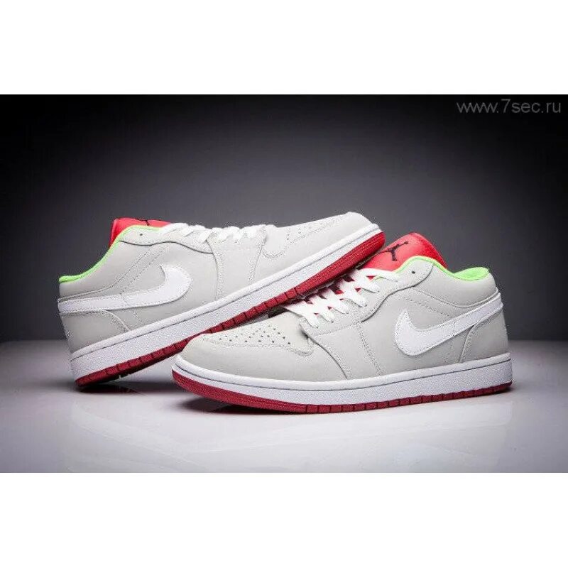 Jordan 1 low оригинал. Nike Air Jordan 1 Low Grey. Air Jordan 1 Low Grey. Nike Air Jordan 1 Low серые.