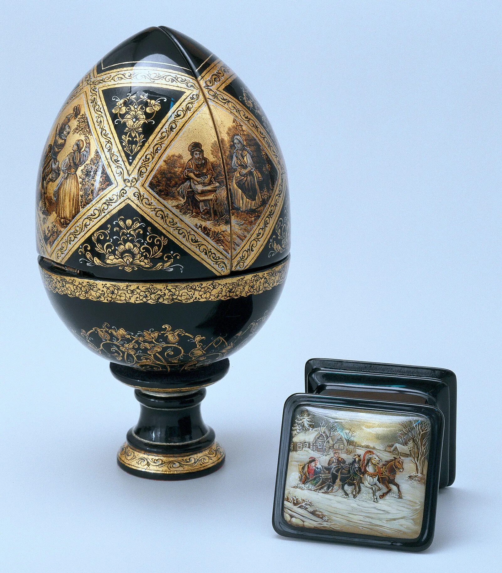 Яйцо 200 рублей. Федоскино лаковая миниатюра яйца. Расписные яйца Федоскино. Пасхальные яйца Федоскино.