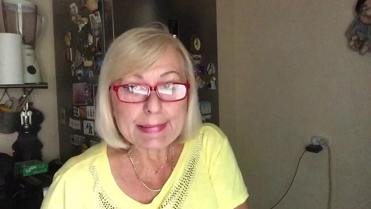 Дневник мадам s ютуб. Дневник мадам s. Дневник мадам s франция. Дневник мадам сервиан. Дневник мадам s.
