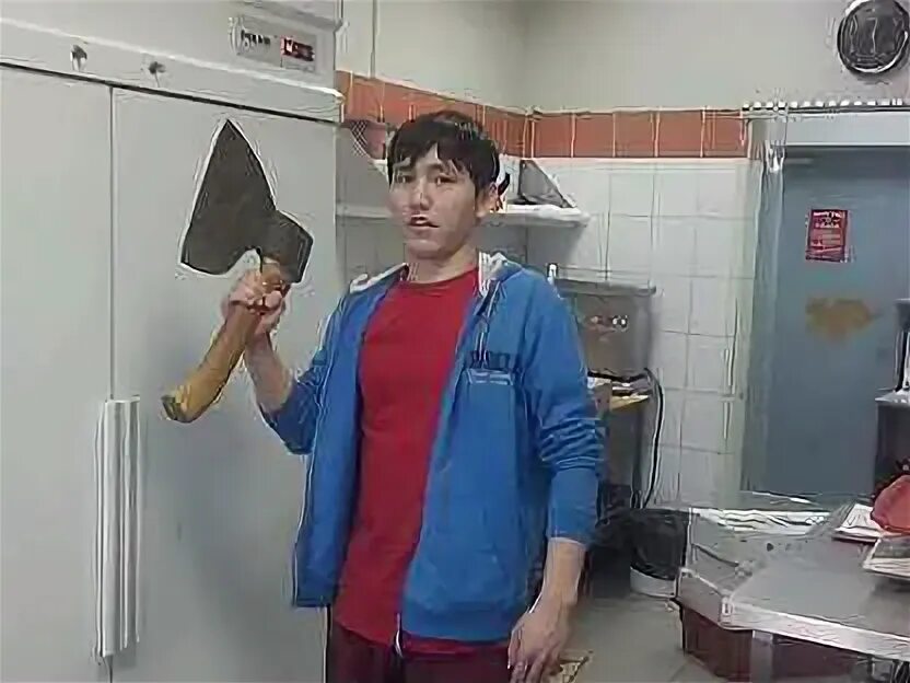 Работать мясником в москве. Работать мясником в москве. Работать мясником в москве. Питерский мясник полюстровский рынок. Работать мясником в москве.