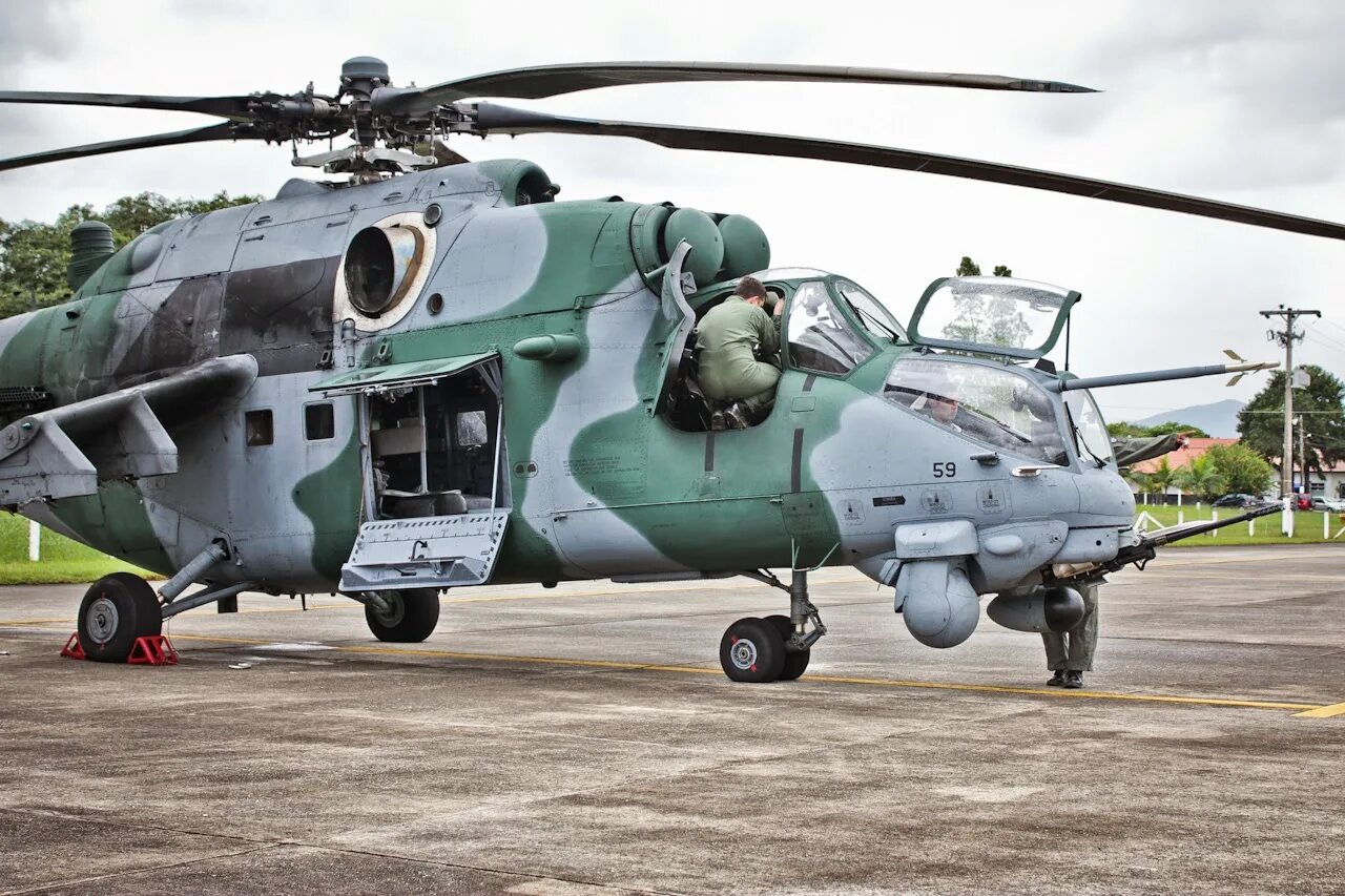 Ah2ag. Ah-2. Ми-35м3 (ah-2 sabre). Ah-2 rooivalk. Ударный вертолет юар.