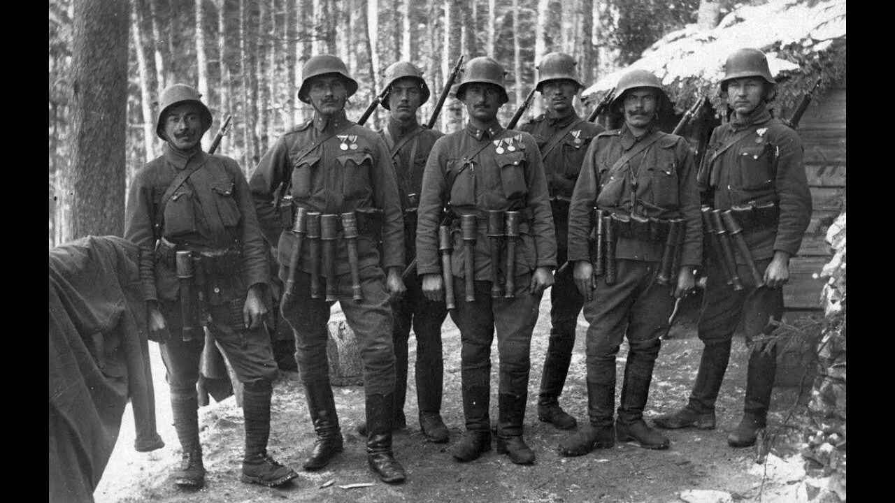 Первая международная группа. Австро Венгрия войска солдаты 1 мировой. Австро-венгерский солдат 1 мировой войны. Австро-венгерские штурмовики первой мировой войны. Офицер Австро-венгерской армии 1914.