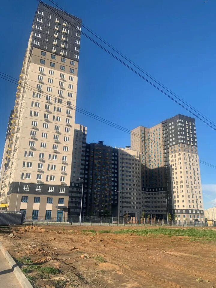 Новостройки юго-запада москвы. Покрышкина 3 юго западная. Жк eniteo, москва. Жк вестердам москва. Проспект вернадского 94к5.