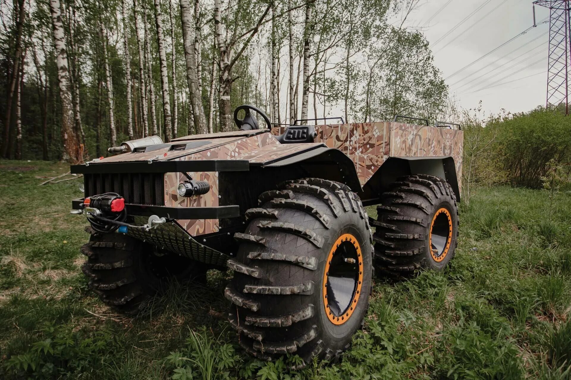 Вездеход бтх-2. Снегоболотоход сокол азимут. Новосибирские болотоходы. Росомаха вездеход квадроцикл. Вездеход ломолес.