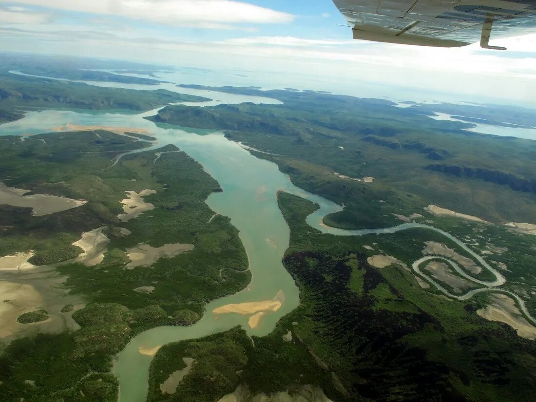 Пролетая над бассейном реки я видел. Река Парана Южная Америка. Аргентина река Парана. Река Парана Бразилия. Парагвай река Парана.