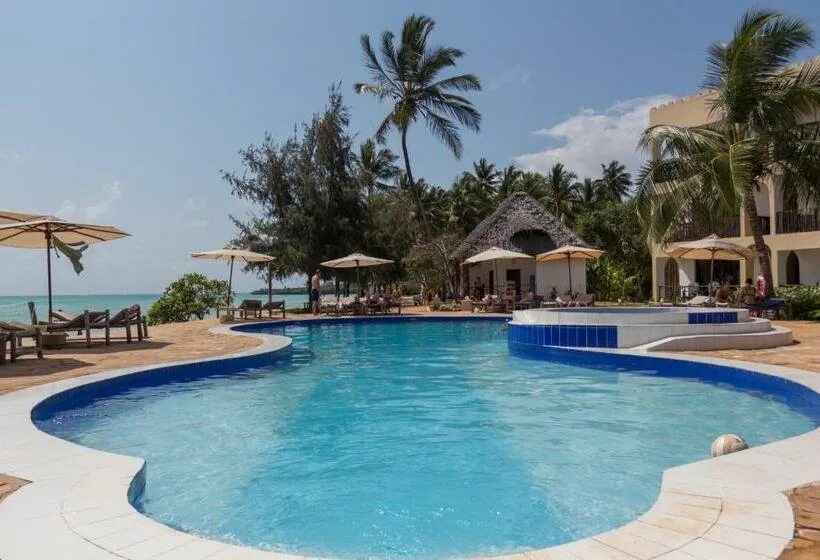 Деревня джамбиани занзибар. Reef and beach resort 3*. Риф бич резорт. Риф оазис бич резорт 5 шарм-эль-шейх. Деревня джамбиани занзибар.