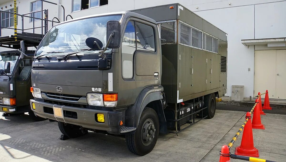 Nissan diesel condor ud. Nissan дизельные. Ниссан дизель уд 5 тонн. Nissan diesel ud 1983. Nissan diesel ud 1983.