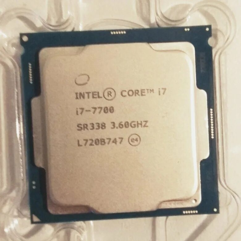 Интел 7700. Процессор Intel i7 7700. Интел кор i7 7700к. Процессор Intel Core i7-7700k. I7 7700 сокет.