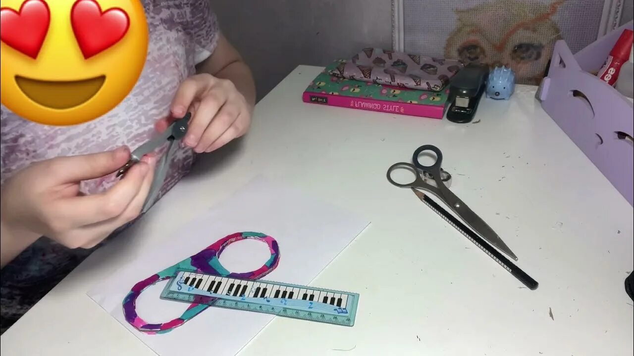 Покажите как делают м