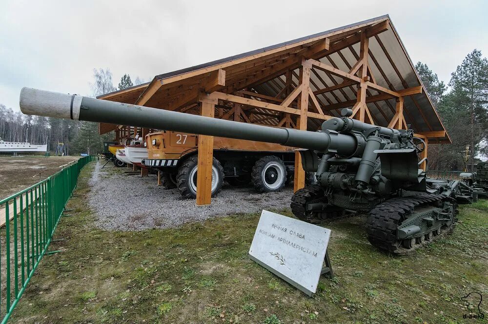 Военно-технический музей чер. Технический музей в Черноголовке. Военный технический музей Черноголовка. Танковый музей Черноголовка.