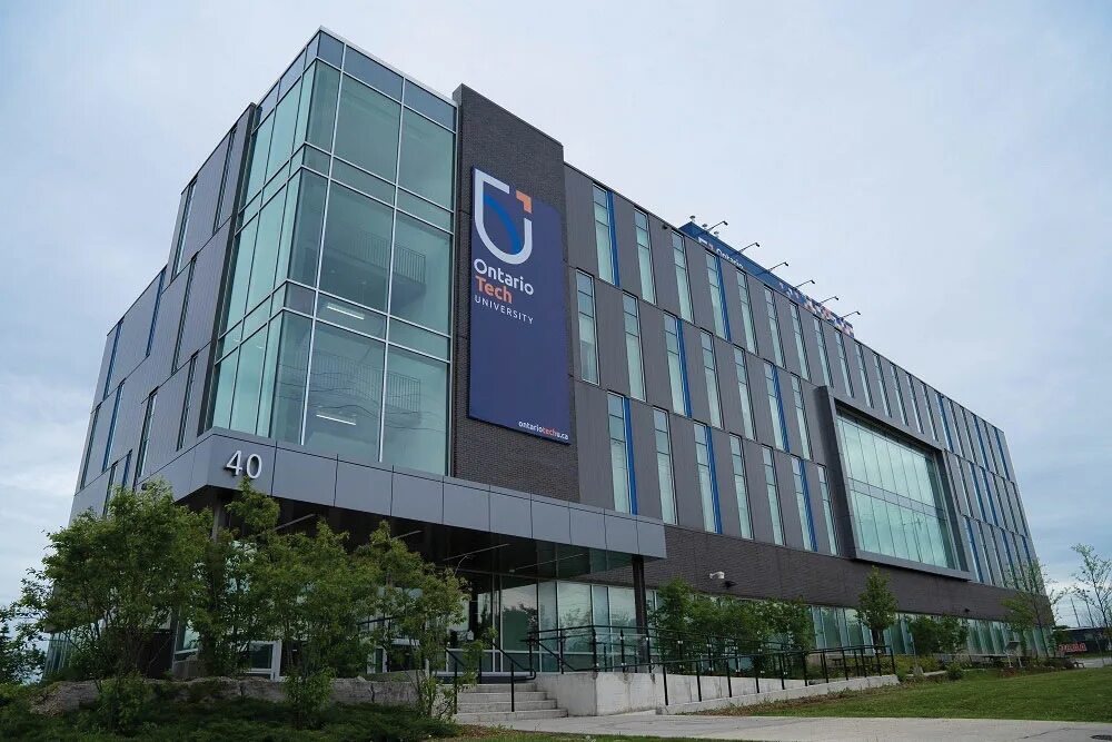 Tech university. Ontario tech. ontario tech university canada. ontario tech university logo. университет уэлдона в восточном онтарио.