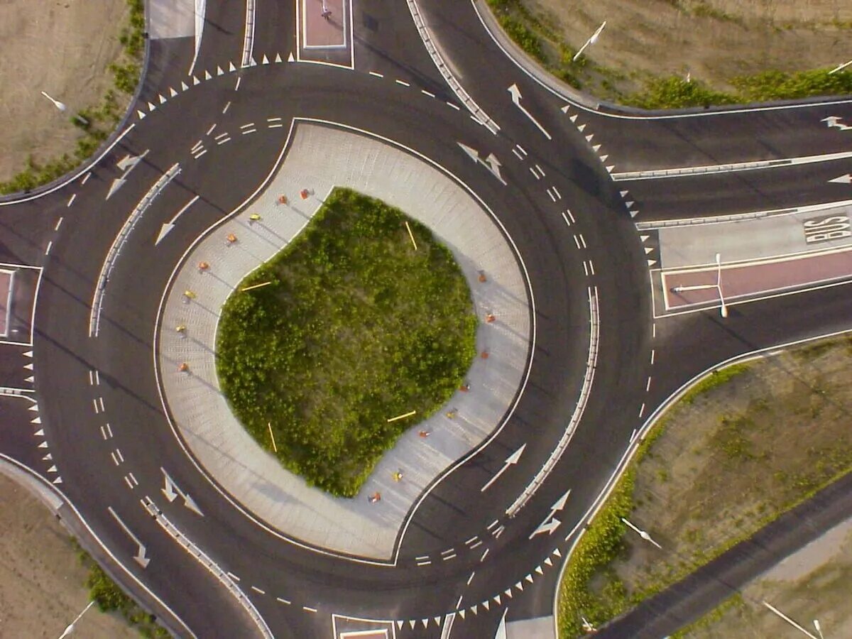 Турбо кольцевой перекресток. Roundabout кольцевой перекрёсток. Турбокольцевые перекрестки Зеленоград. Перекресток Turbo Roundabout,.