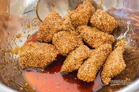 Куриные грудки в кунжуте на сковороде