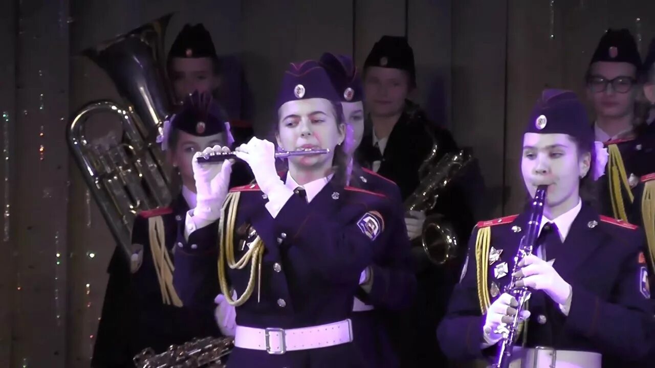 Мкмк 1770. Кадетский корпус оркестр. Оркестр свято-алексиевской пустыни. Духовой оркестр кадетского корпуса. Кадеты омского кадетского корпуса 1913 год.