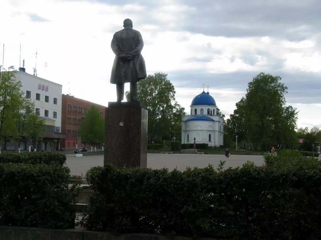 город приозёрск ленинградской области. площадь приозерска. приозёрск ленинградской достопримечательности. приозерск площадь ленина. площадь приозерска.