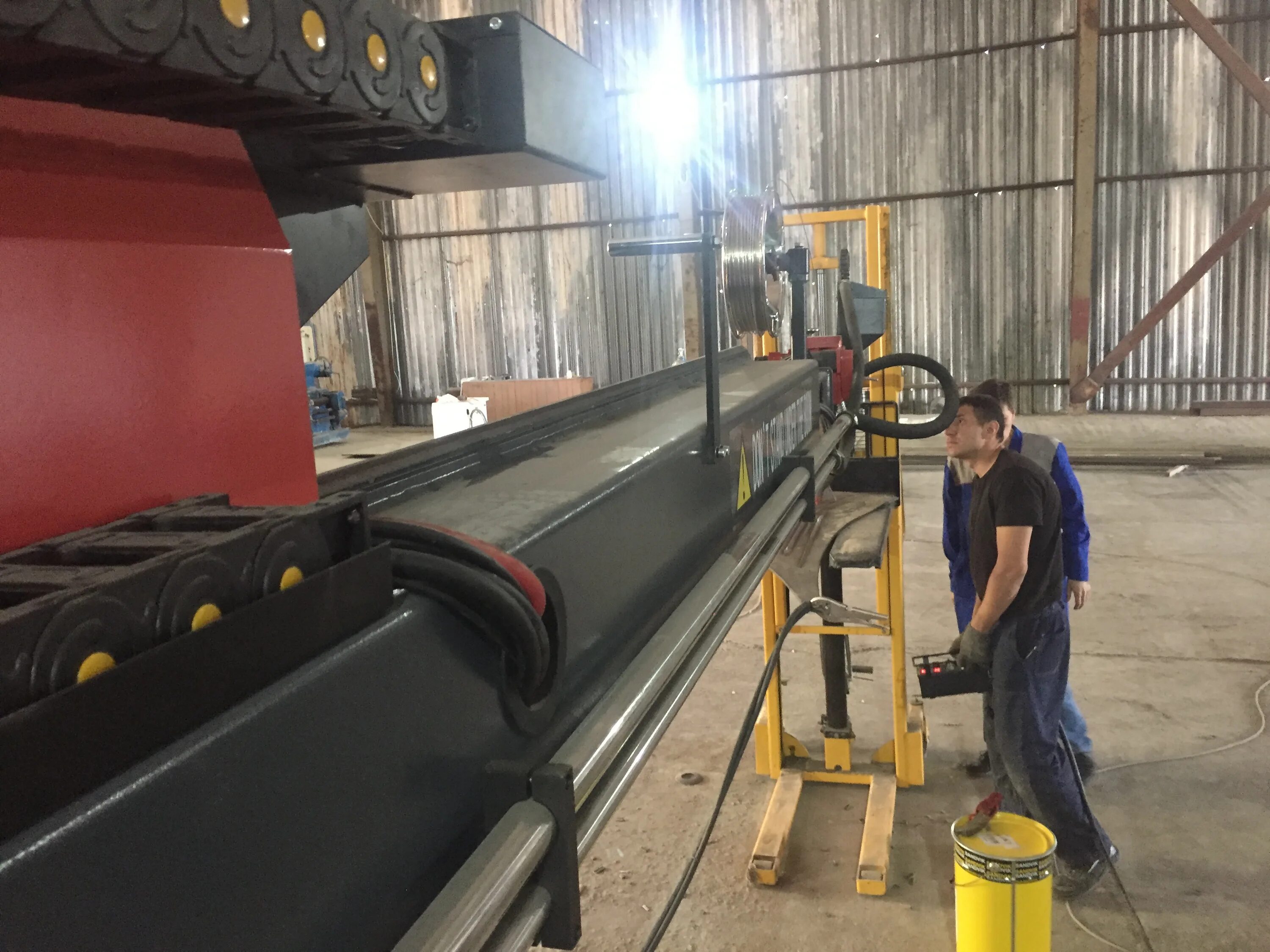 Сварочная колонна aotai 500. Манипулятор сварочный мс-102. Сварка колонн. Сварочная колонна esab. Сварочная колонна dlh4040.