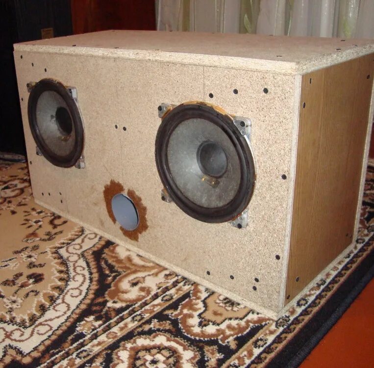 Сабвуфер из 35гдн-1-4. Гд саб. Гд саб. Jbl gt1000t. Акустика для динамика 25гд 26б.