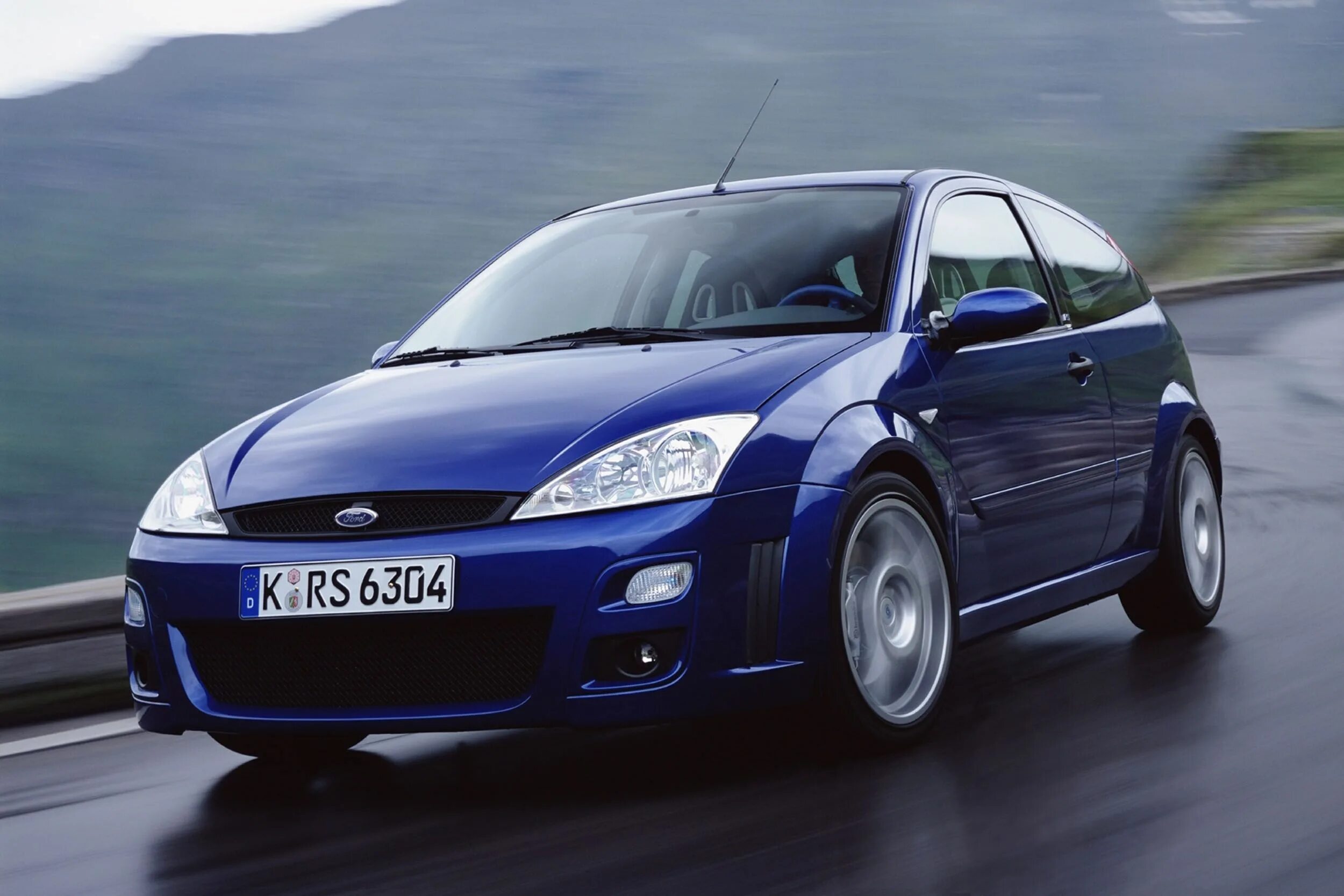 Машина форд качество и производитель. Ford Focus RS 2003. Форд фокус 1998. Ford Focus 1. Ford Focus 1998.