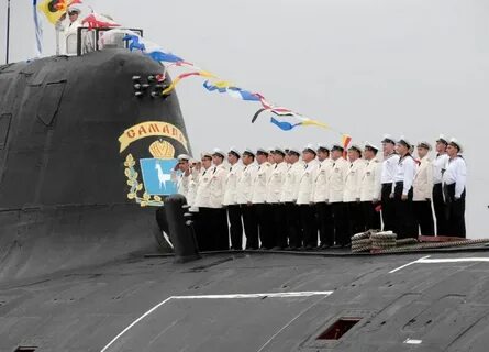 Подводная лодка моряки