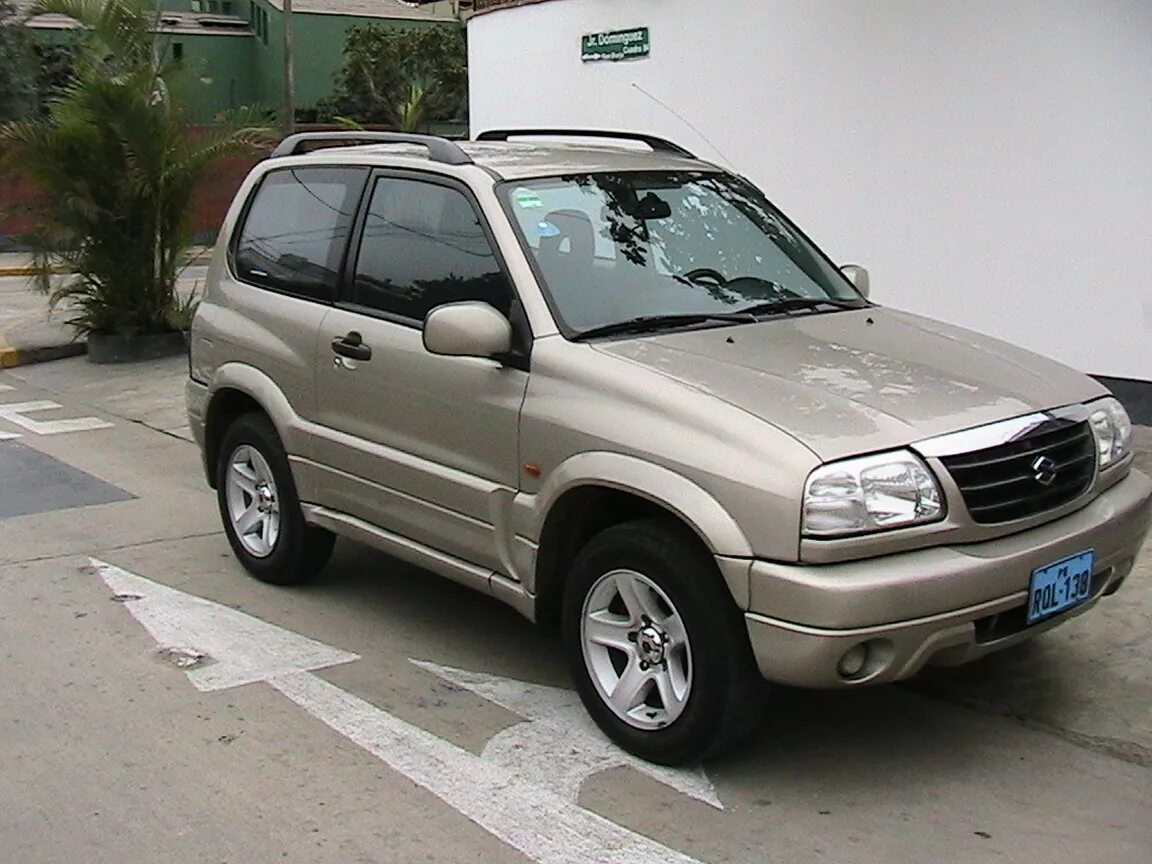 Купить гранд витара 1998 2005. Suzuki Grand Vitara 2004. Suzuki Grand Vitara 2005. Гранд Витара 2004. Сузуки Витара 2004.