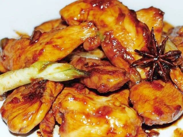Курица в коле рецепт. Крылышки жареные в кока коле. Крылышки в кока коле. Курица в кока коле. Курица в кока коле.