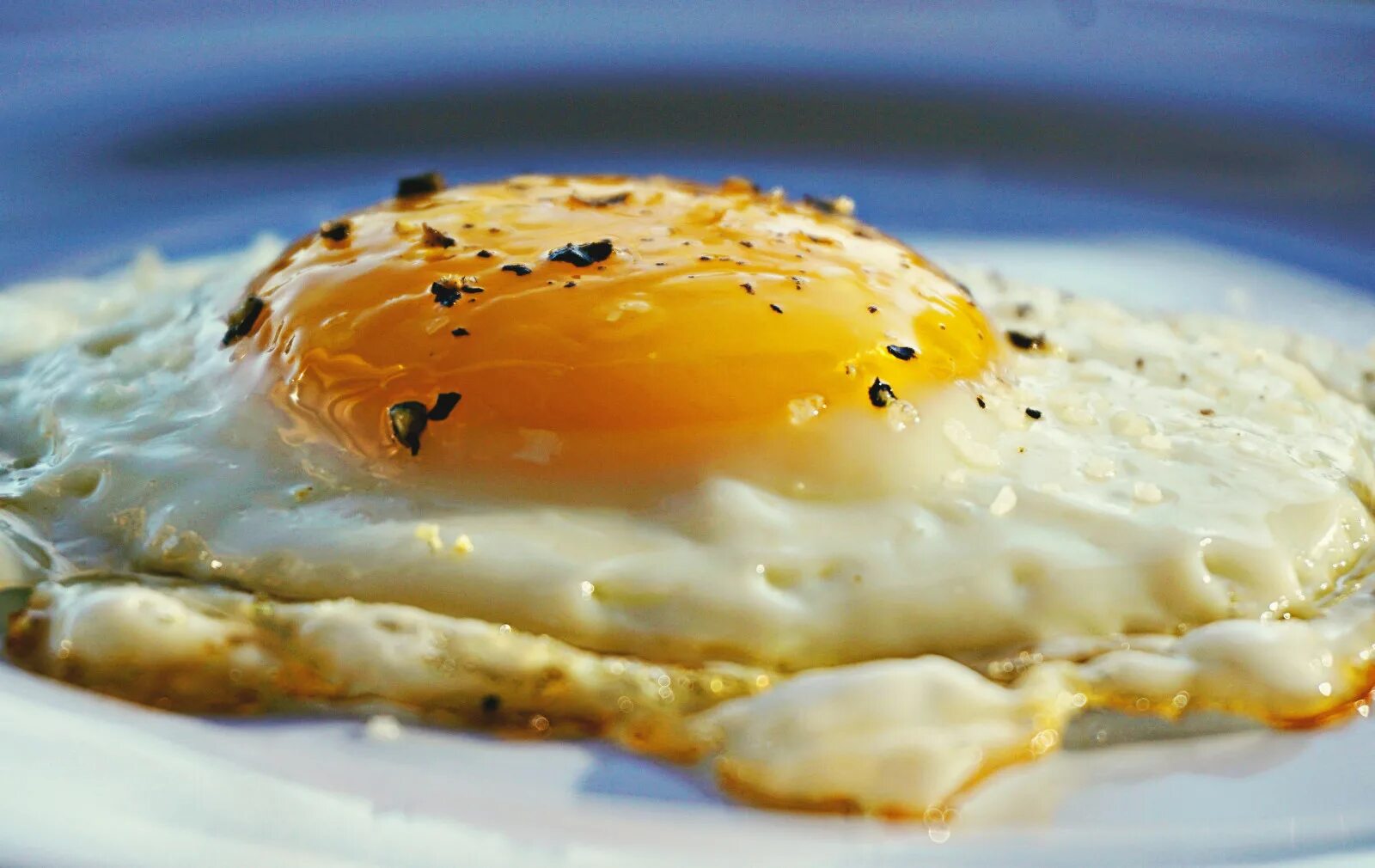 Eggs cheese peppers