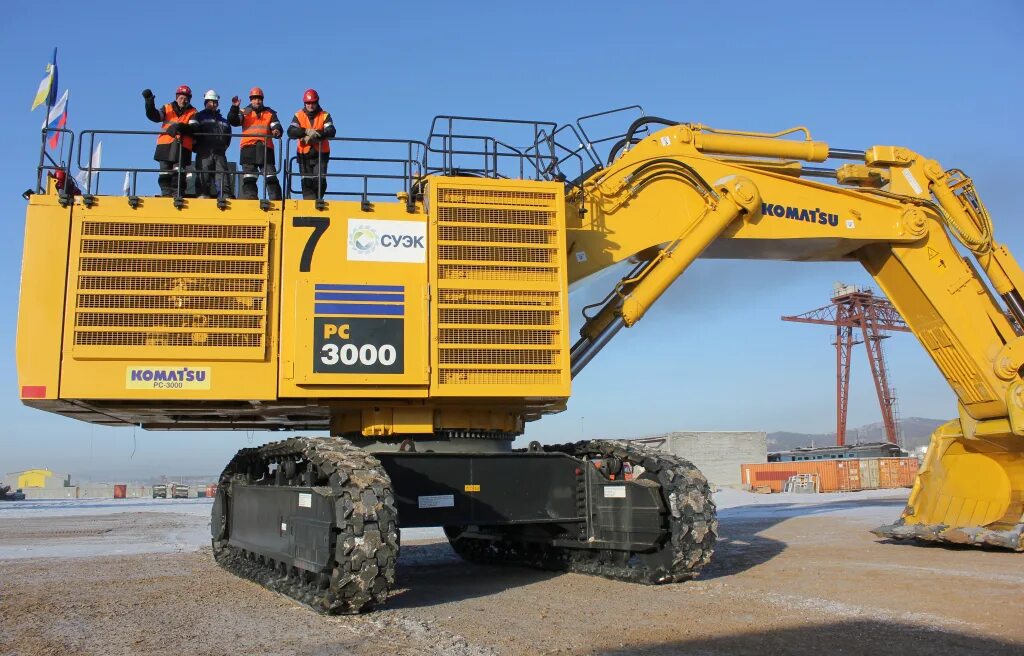 Экскаватор 3000. Komatsu pc3000. Komatsu 3000. Комацу PC 3000. Komatsu PC 3000 Обратная лопата.