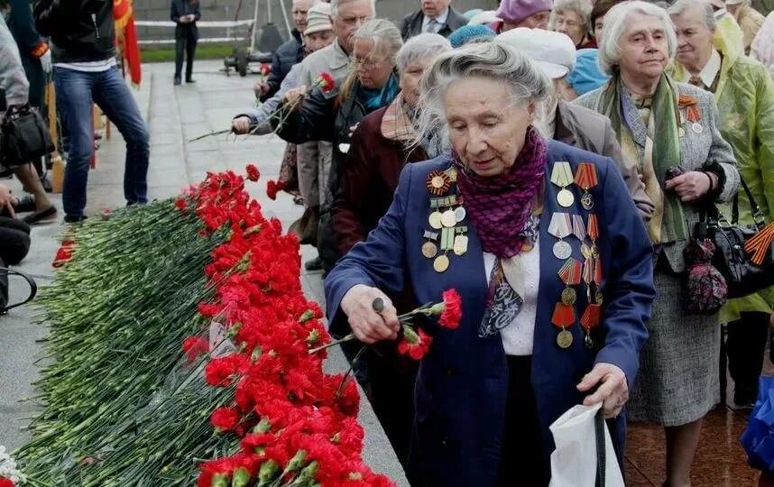 Сколько блокадников