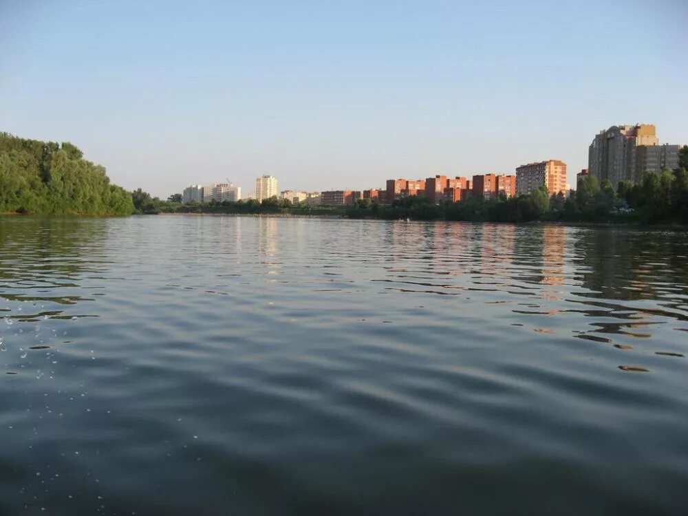 Река караидель в уфе. Река на берегу уфы. Река на берегу уфы. Река уфа в уфе. Река на берегу уфы.