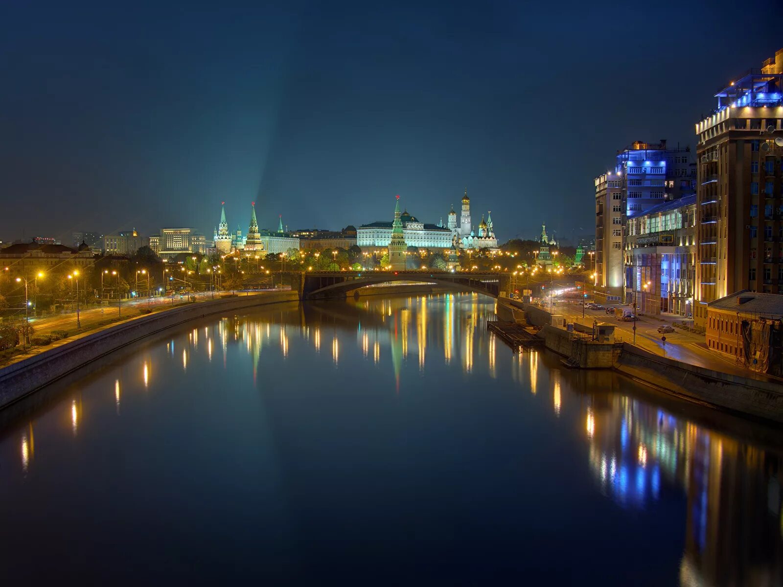 Красивый вид ночью. Москва. Москва река панорама. Реки Москвы. Москва Сити река ночная.