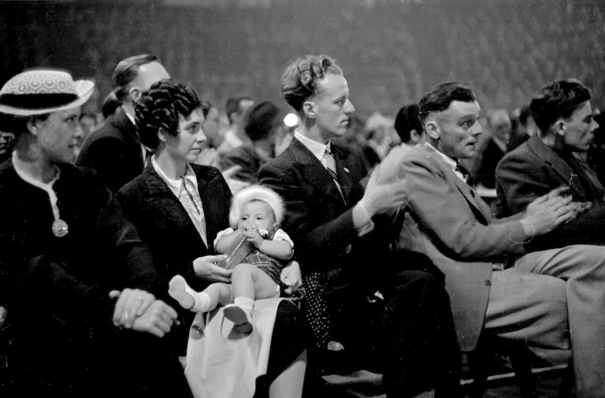 Лейбористская партия великобритания 20 век. Коммунистическая партия в 1920 е гг. Коммунистическая партия великобритании 1920. Коммунистическая партия великобритании 1920. Коммунистическая партия в 1920 е гг.