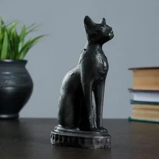 Египетская кошка без