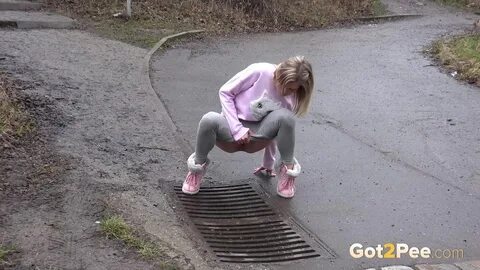 Want to see more girls pee? 