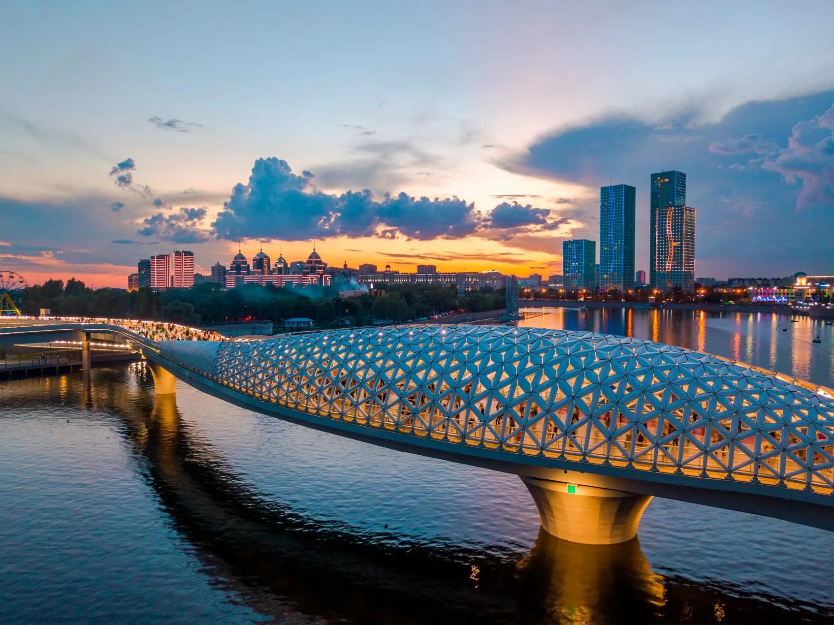 Мост нальчик. Семск семей семипалатинск. Пешеходный мост в астане. Моста рк. Казахстан мост новый.