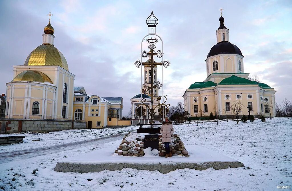 Клыкова пустынь. Козельск Оптина пустынь монастырь. Оптина пустынь Клыково. Введенский ставропигиальный мужской монастырь Оптина пустынь. Клыково монастырь зима.