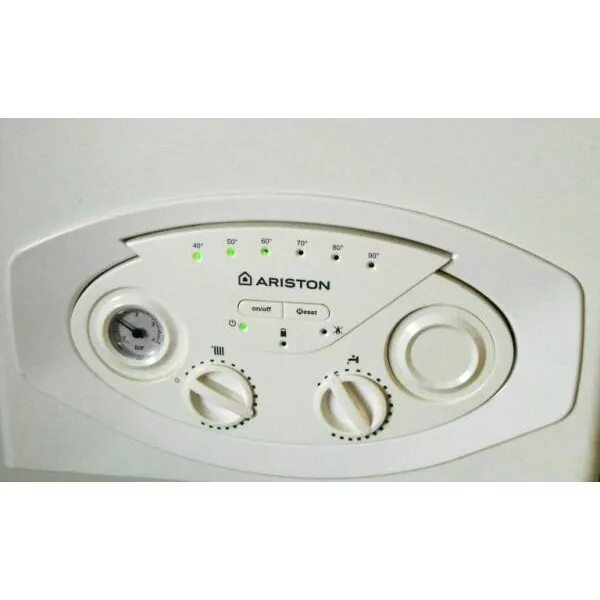 Котел двухконтурный ariston 24. Котел двухконтурный BS 15 FF Ariston. ГАЗ котёл Аристон двухконтурный BS 24. Газовый котел Аристон 24 КВТ двухконтурный. Газовый котёл Аристон двухконтурный BS 15ff.