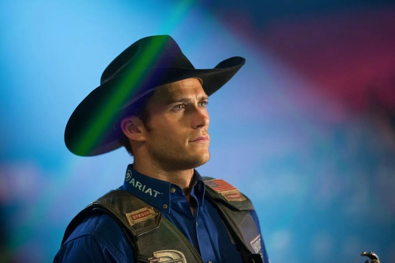 Дальняя дорога the longest Ride, 2015. Скотт Иствуд Дальняя дорога. Скотт Иствуд ковбой.