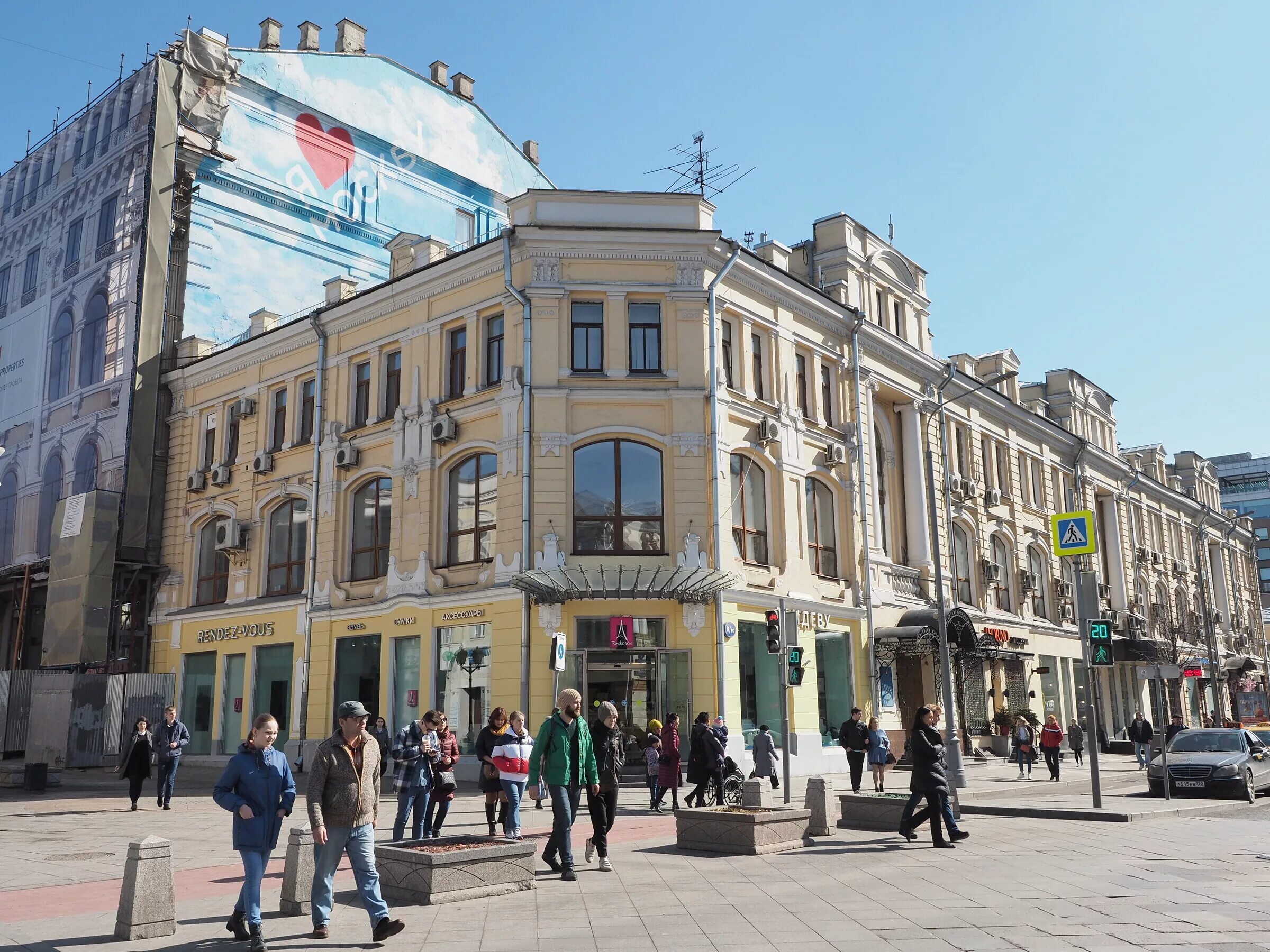 Неглинная ул 20 москва. Неглинная улица Москва. Музыкальный магазин улица Неглинная. Неглинная улица, 20. Дом Тургенева на Неглинной.