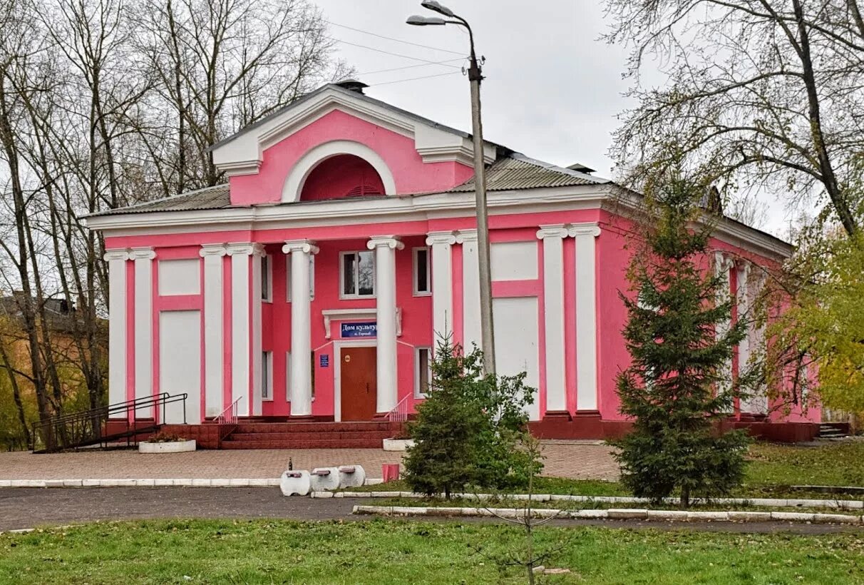 Церковь сафоново микрорайон. Дворец культуры город сафоново. Церковь владимира равноапостольного в сафоново. Сафоново смоленская область отзывы. Сафоново город смоленская область.