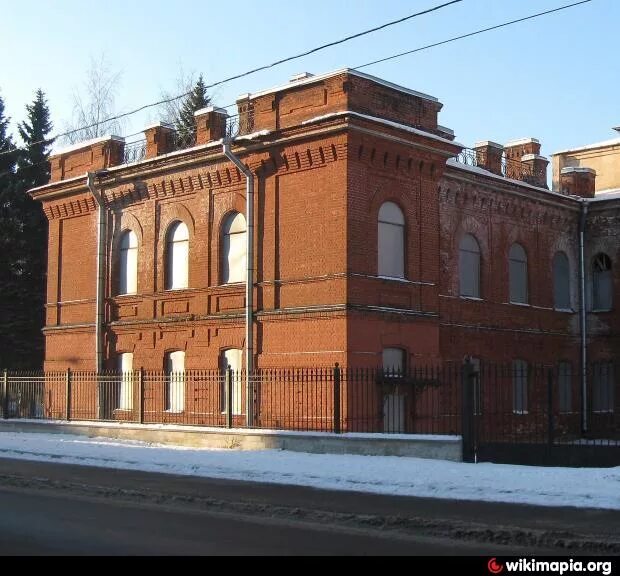 Дом офицеров история. Дом флота владивосток. Мариинская гимназия воронеж. Санкт-петербург литейный проспект дом офицера. Литейный проспект дом офицеров.