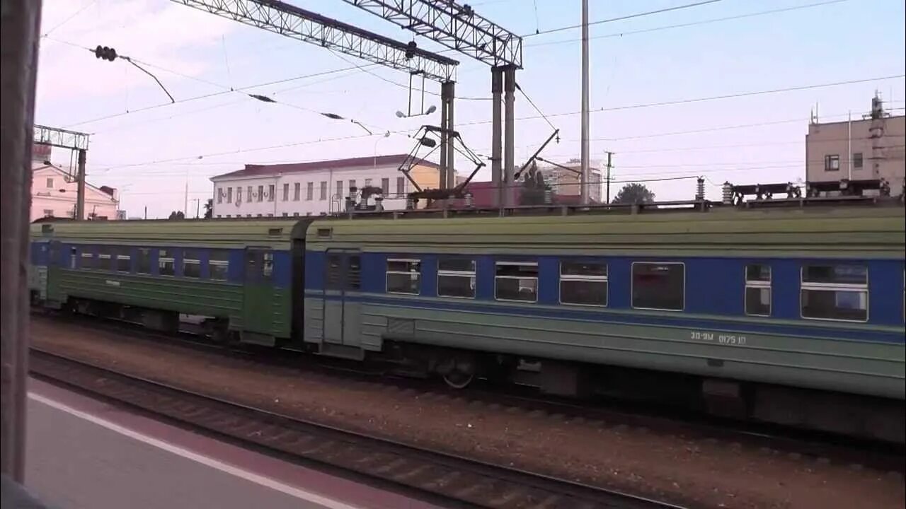 Билеты ржд череповец лоо. Прямой поезд оренбург краснодар. Станция сургут. Прямой поезд оренбург краснодар. Фирменный поезд оренбуржье.
