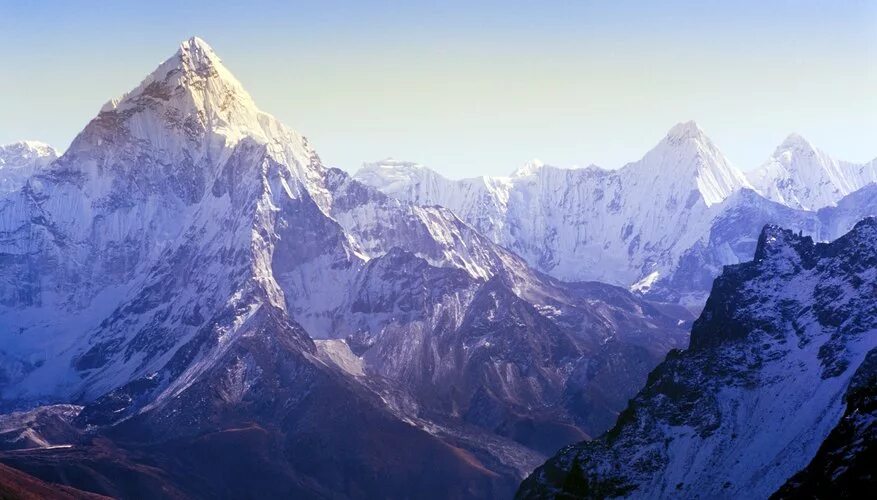 Горы выше 5000 метров. Горный хребет Гималаи. Гималаи Эверест. Мёнцер Гималаи.