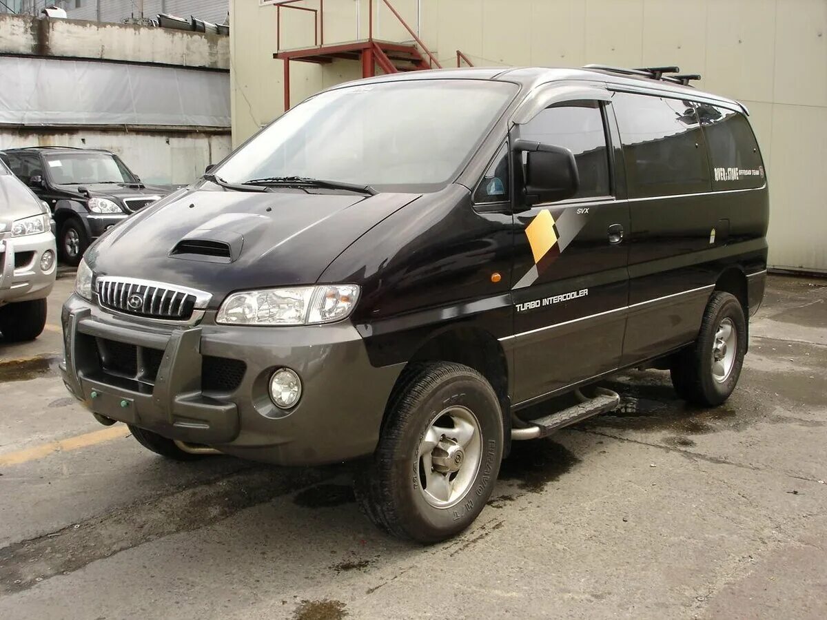 Хендай старекс полный привод купить. Hyundai Starex 2003. Hyundai h1 2003. Hyundai Starex 2003 4wd. Hyundai Starex h1 1997-2007.