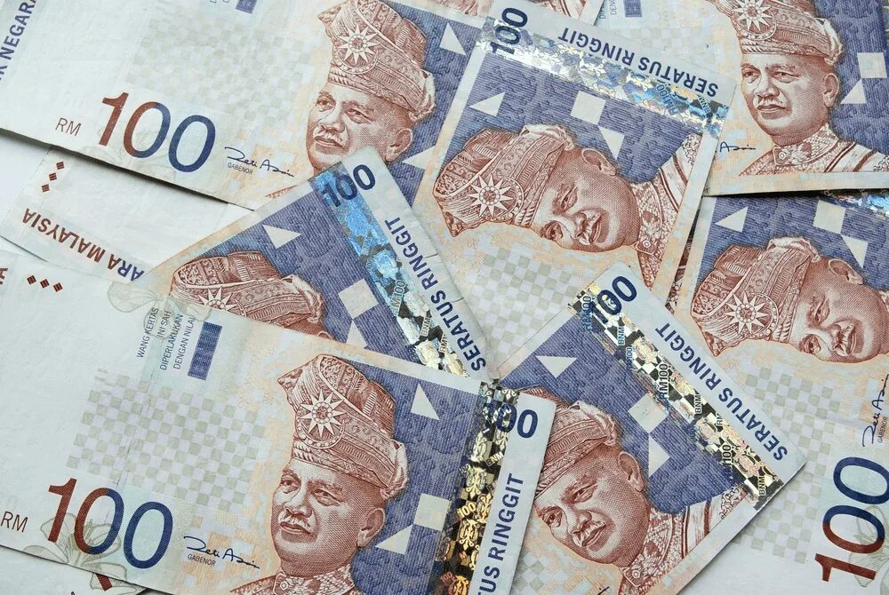 Currency c