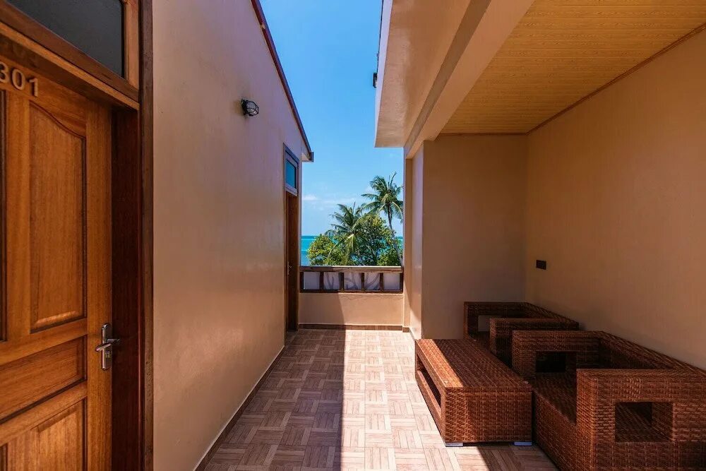 Дангети мальдивы. Endheri sunset dhangethi. endheri sunset dhangethi 3*. endheri sunset мальдивы. endheri sunset dhangethi guest house.