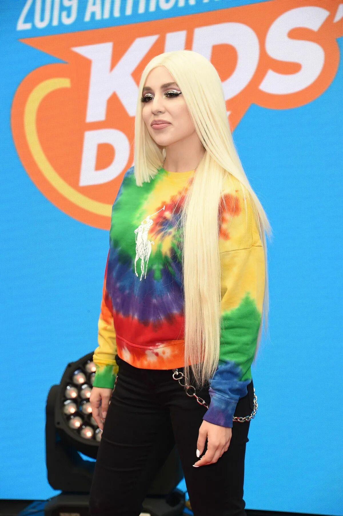 Ava Max Pride. Ава Уайт.