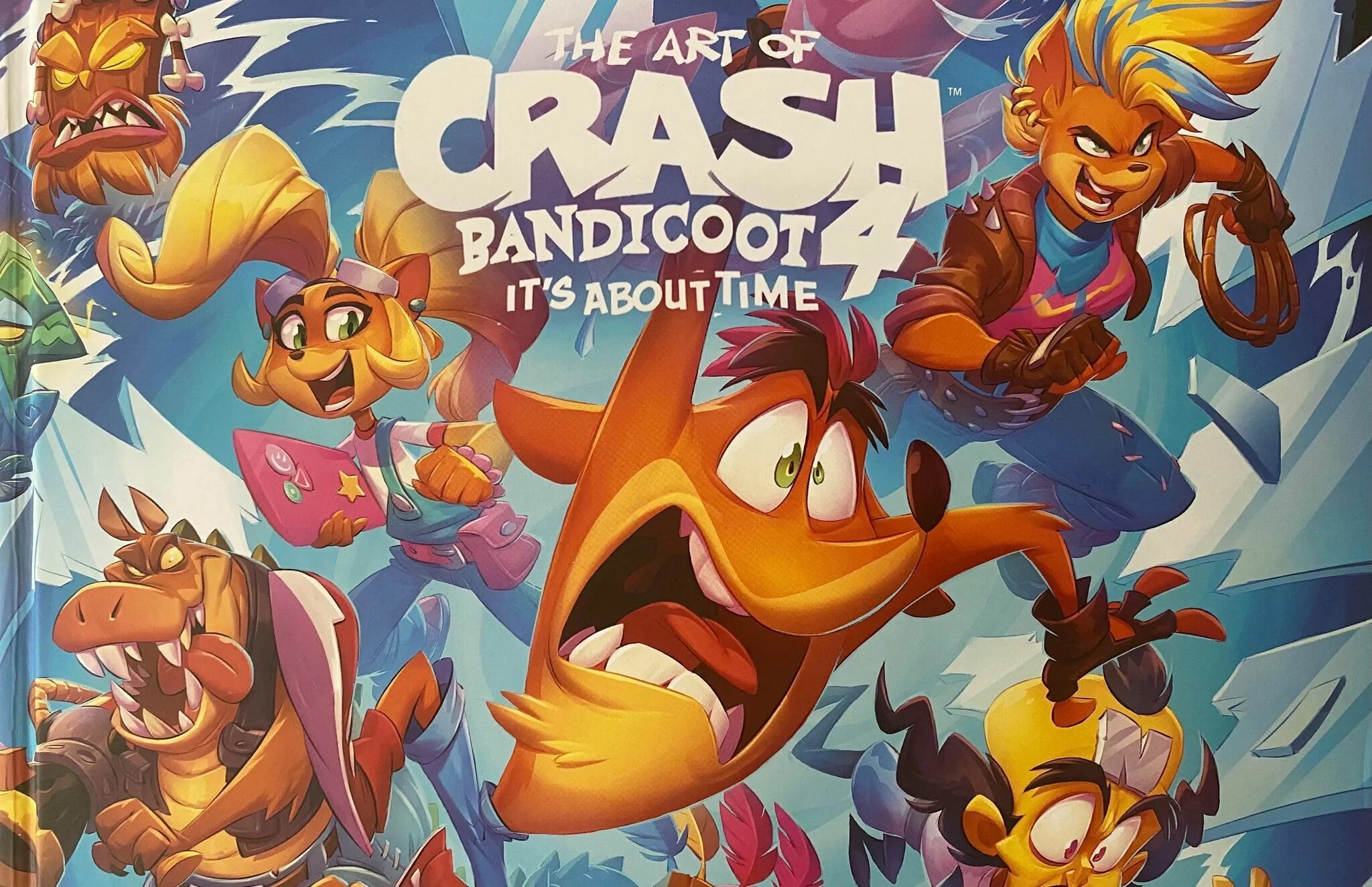 Crash its about time. Артбук crash bandicoot 4. crash bandicoot 4 it s about time. the art of crash bandicoot 4 - it&#039;s about time артбук. crash bandicoot 4 it&#039;s about time art.
