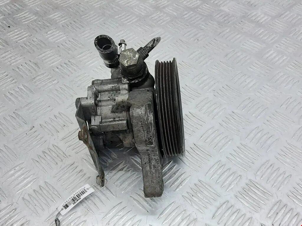 Насос гур фрилендер 2. Насос гур ленд крузер 200 д. 7 дизель. Discovery 3 2. Ремкомплект насоса гур дискавери 2.