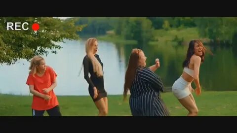 Не смотря на милое личико алкоголичка клип